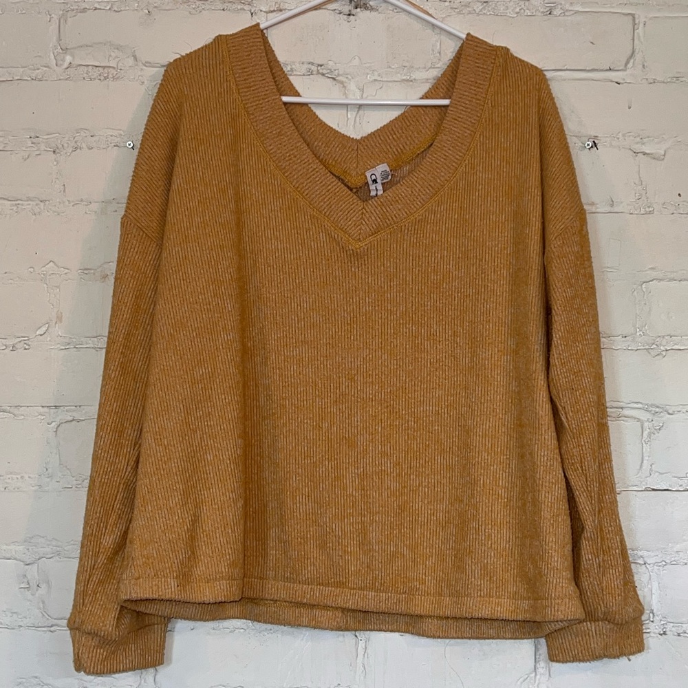 Cable & Gauge v neck sweater